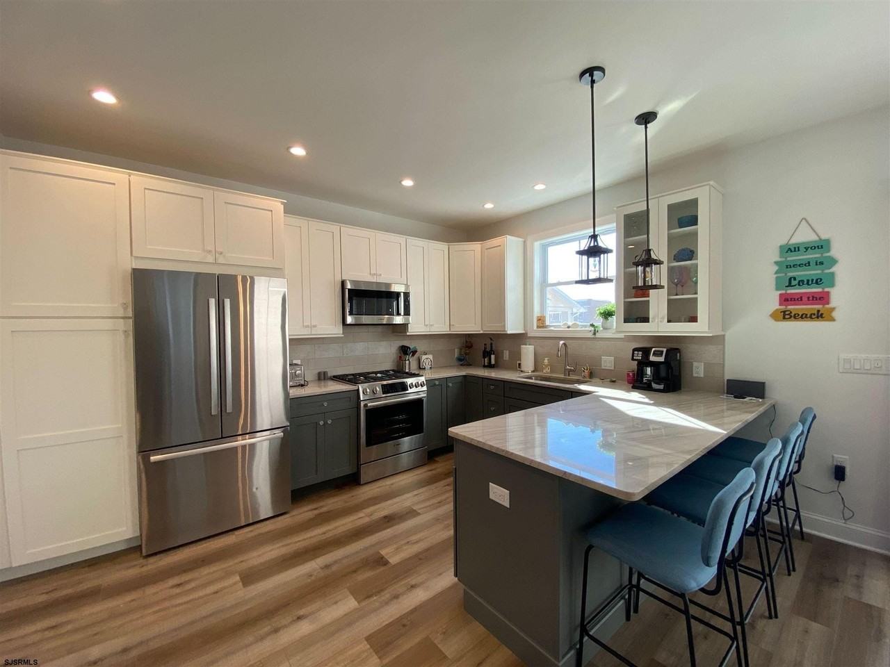 118 N New Haven Ave - Photo 5 of 23