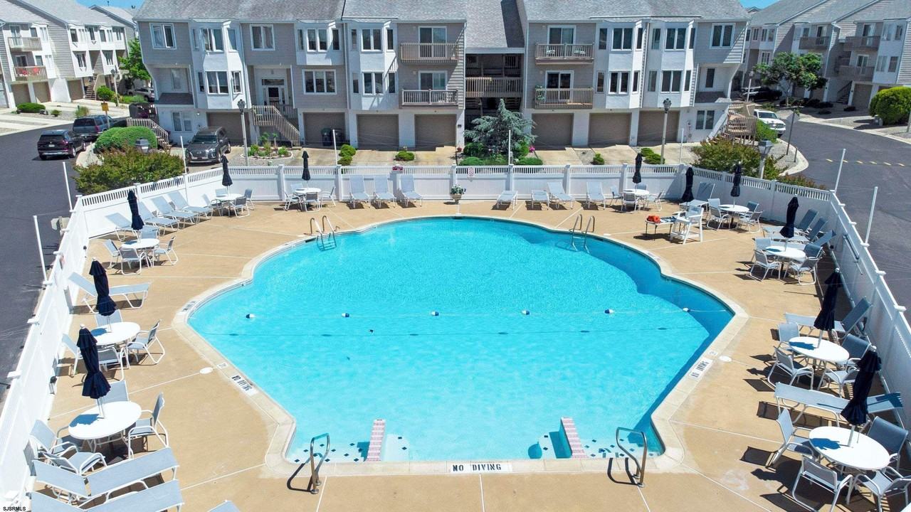 17 Coquille Beach Dr #17 - Photo 4 of 32