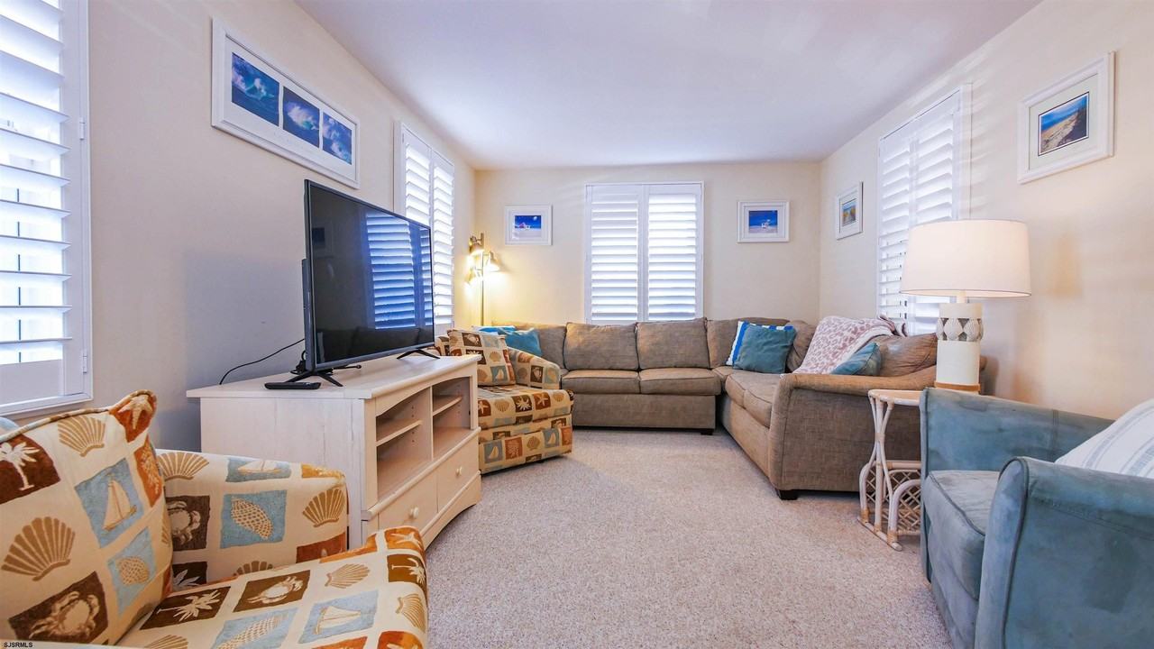 100 S Richards Ave 1st Fl #1stFL - Photo 5 of 35