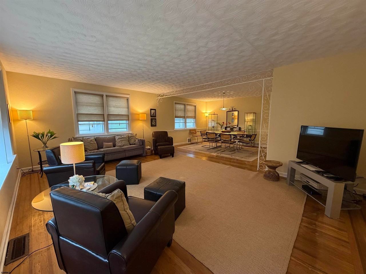 33 N Gladstone Ave - Photo 5 of 26