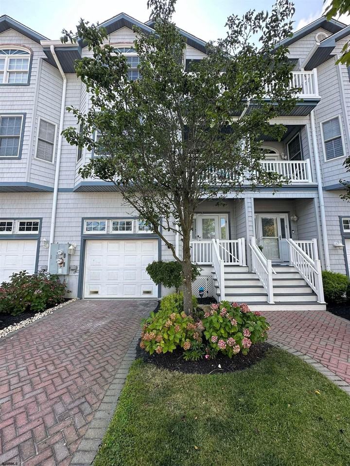 32 S Coolidge Ave - Photo 2 of 32