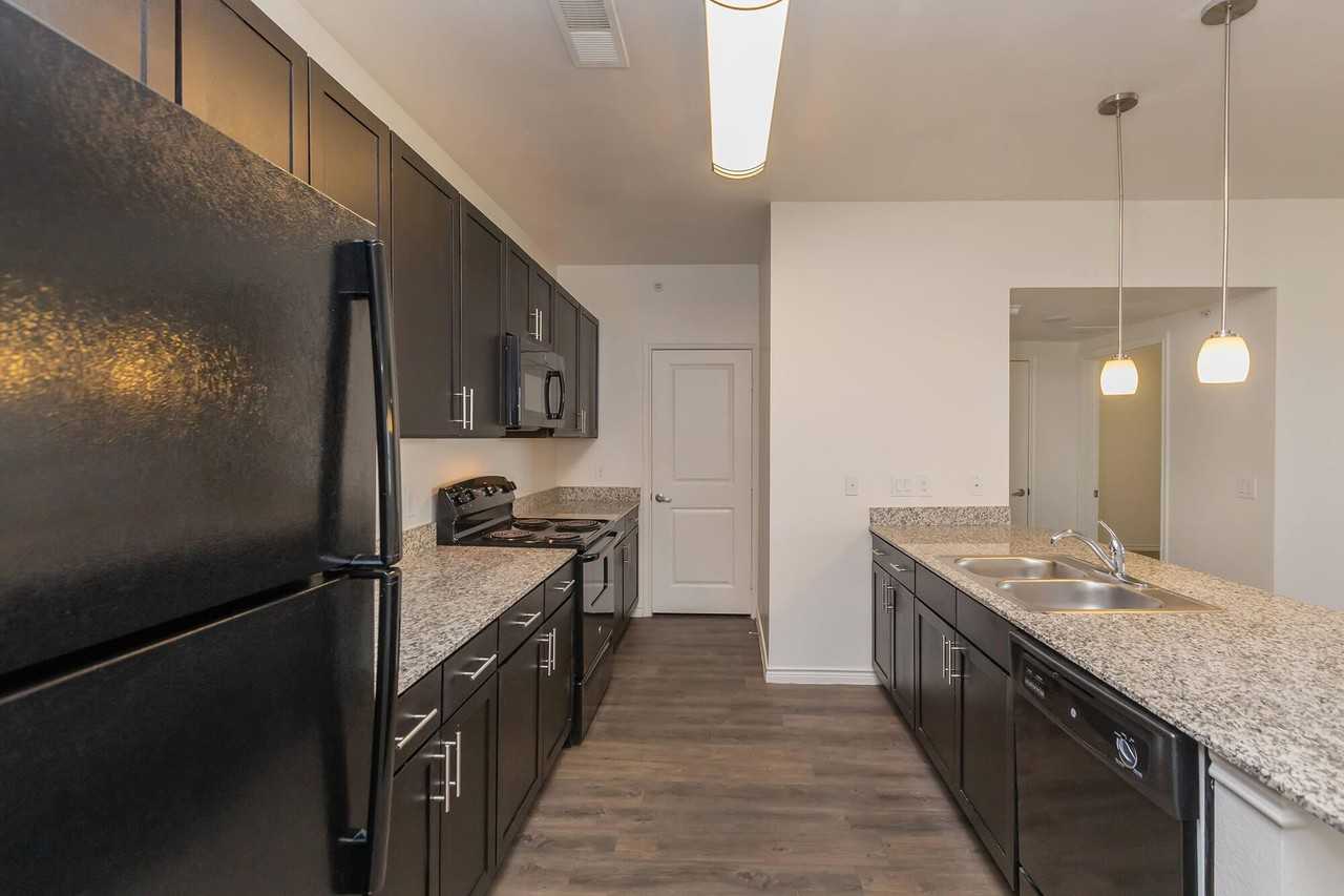 Avondale - Photo 5 of 50