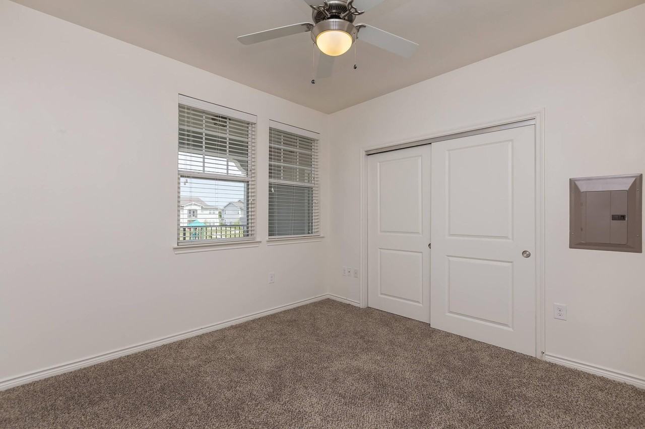Avondale - Photo 6 of 50