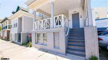 featured image of 38 N Iowa Ave #2