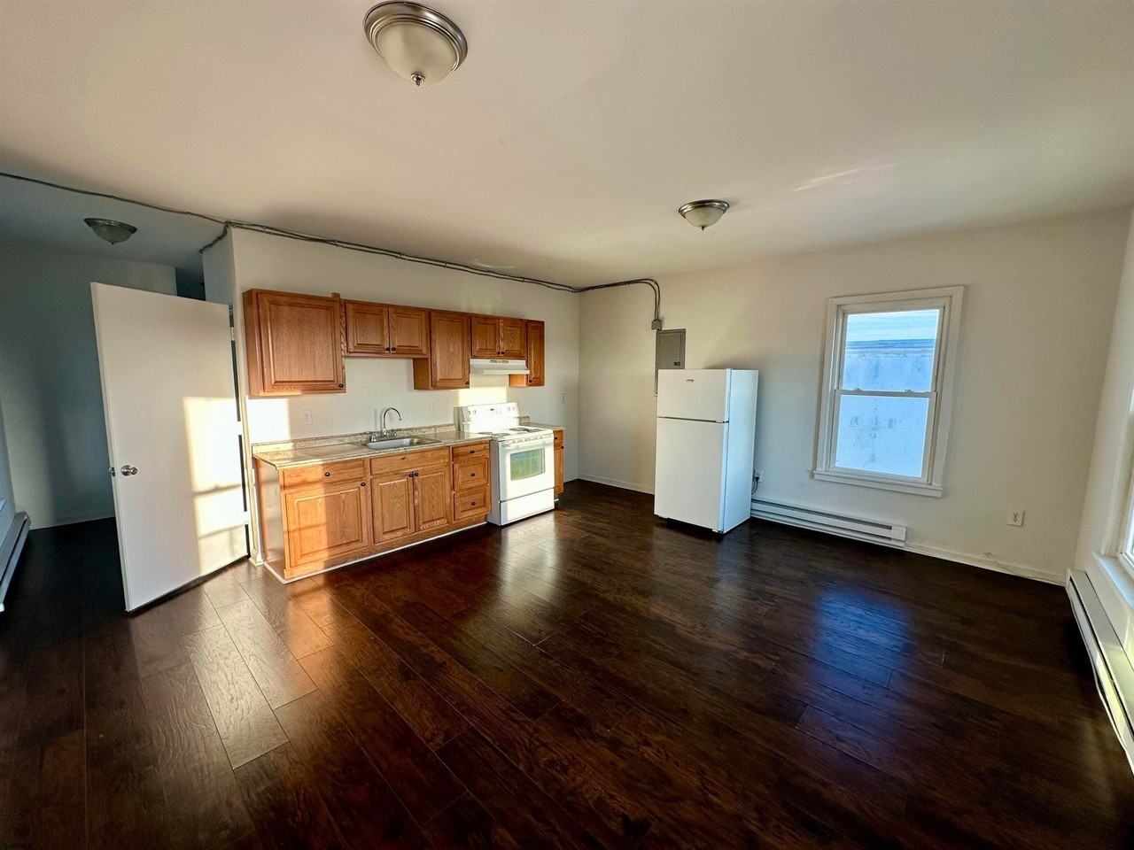 37 N Massachusetts Ave #3 - Photo 3 of 16