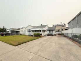 223 N Wyoming Ave - Photo 1 of 1