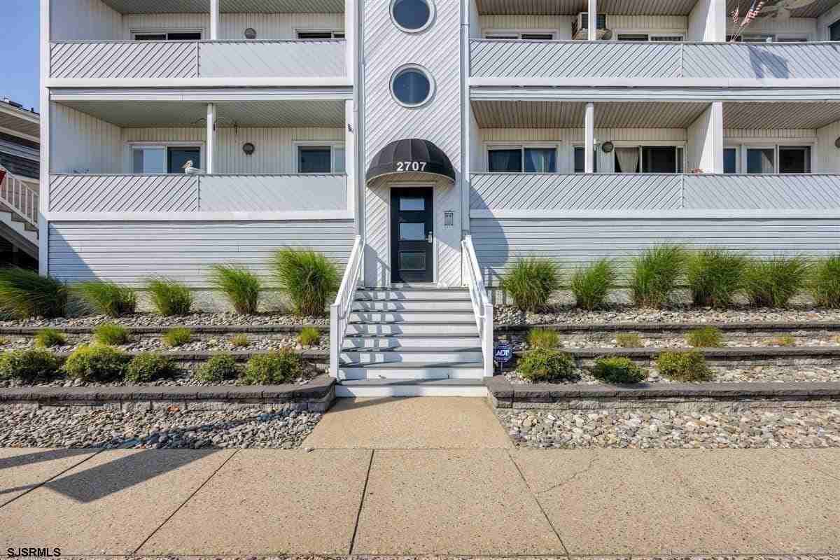 2707 Ventnor Ave - Photo 3 of 36
