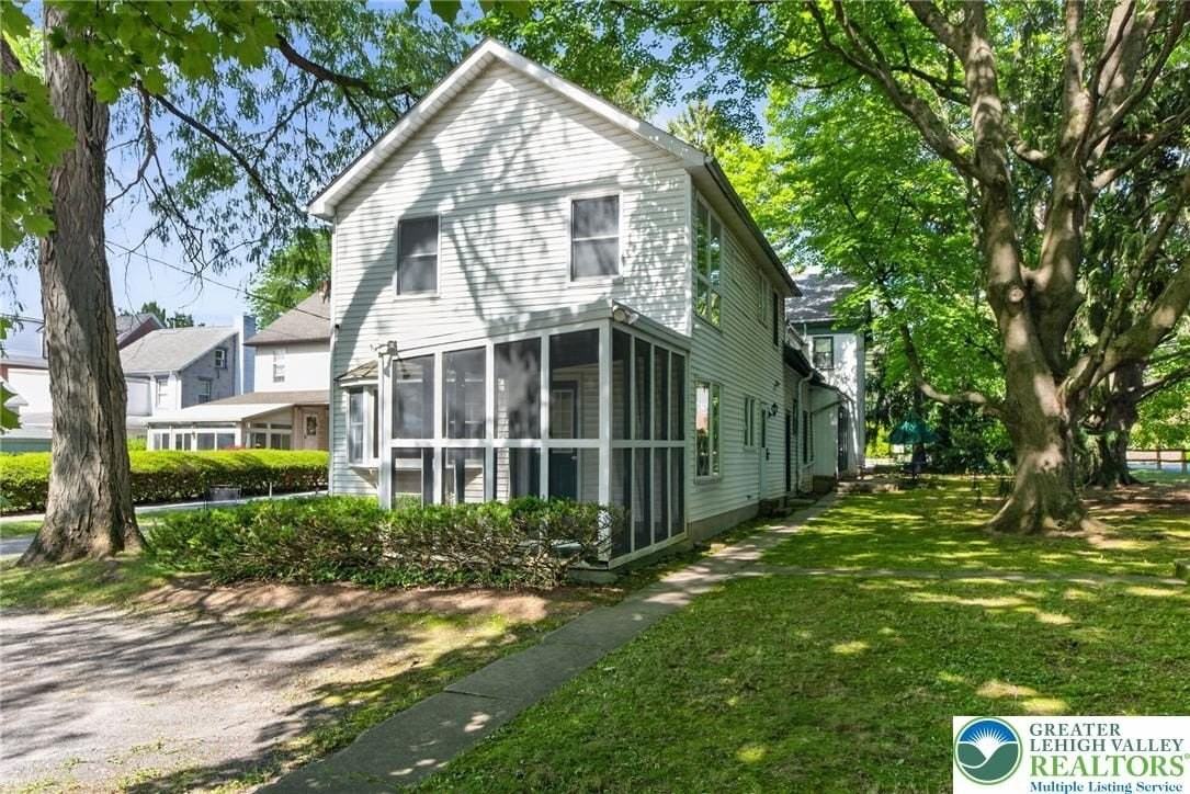 1226 Trexlertown Rd - Photo 3 of 26