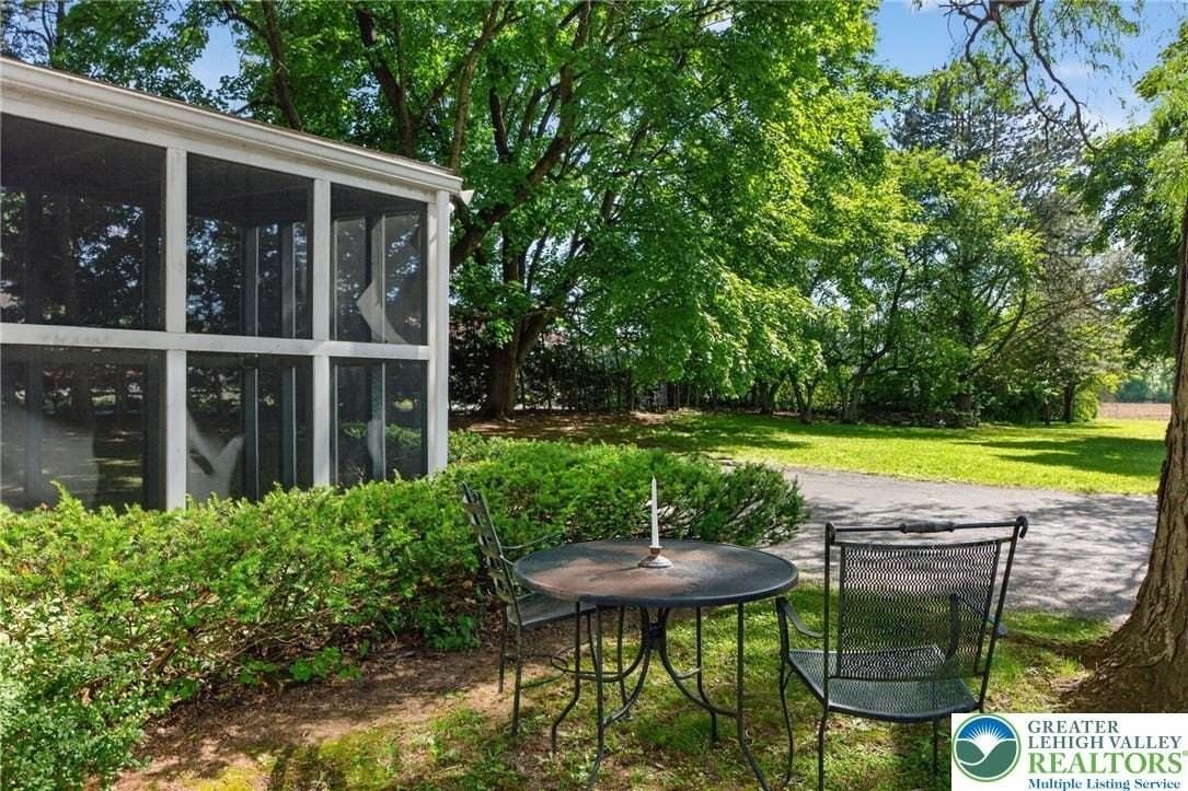1226 Trexlertown Rd - Photo 6 of 26