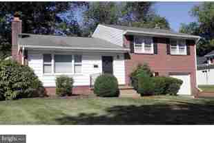 17 Wayne Dr - Photo 1 of 1