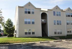 featured image of 221 Highland Blvd Apt B #Apt B