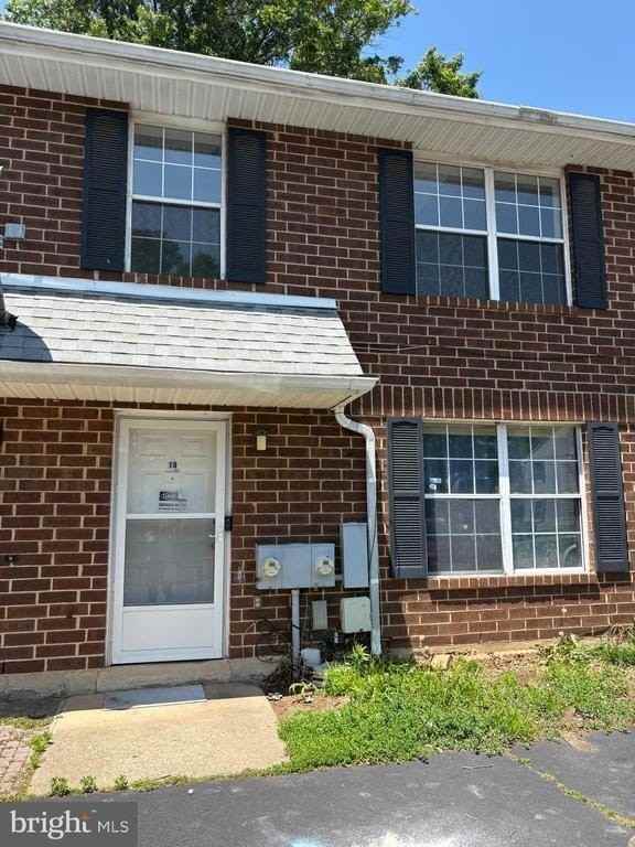 10 Baylis St