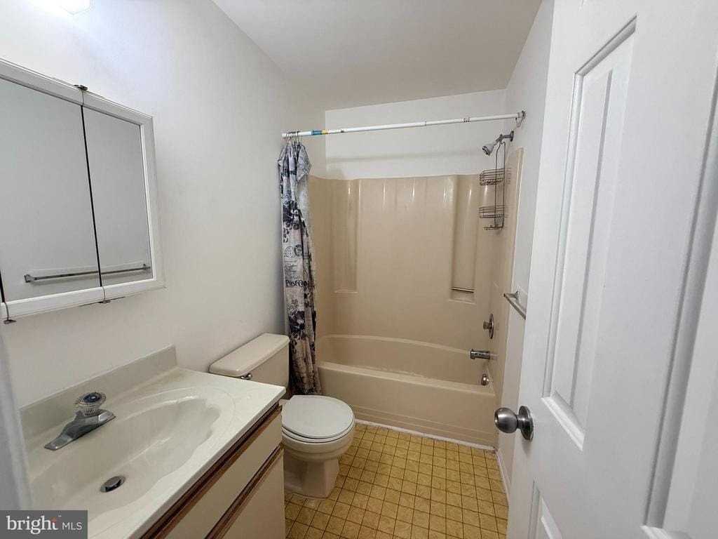 1403 Britton Pl - Photo 7 of 11