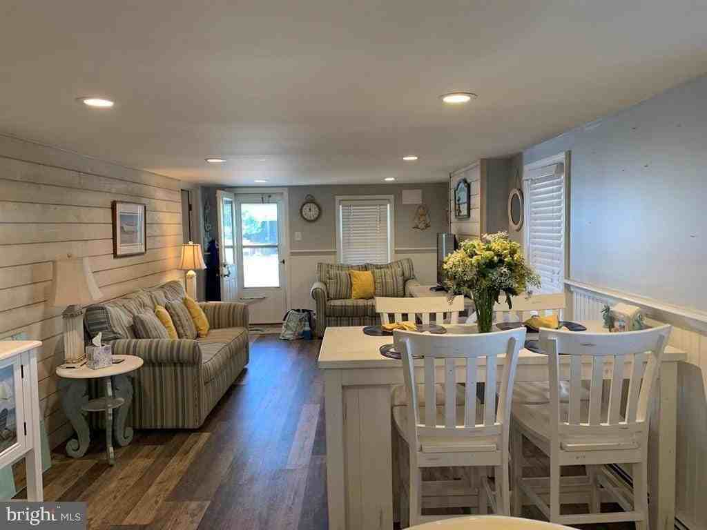 101 Atlantic Ave - Photo 2 of 28