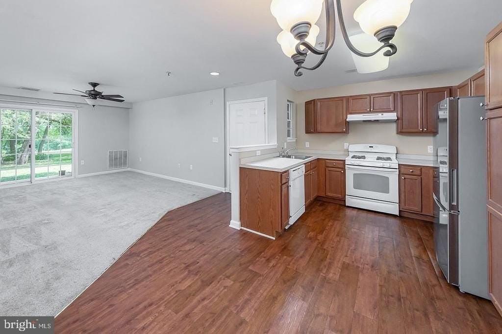 1122 Tristram Cir - Photo 5 of 19