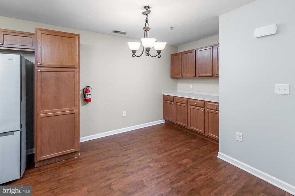1122 Tristram Cir - Photo 7 of 19