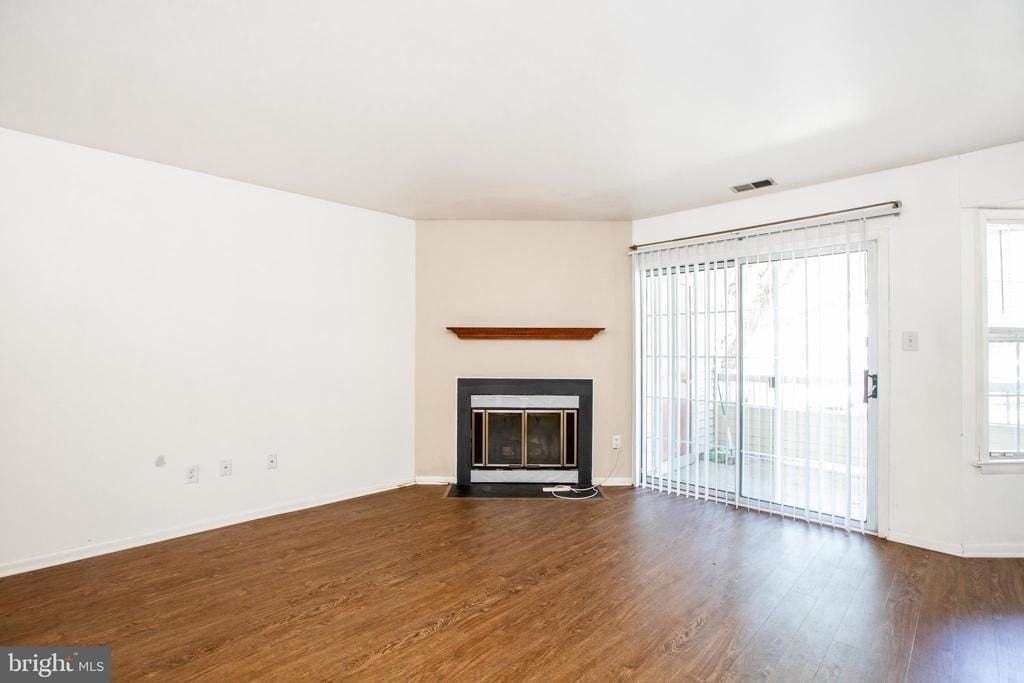 103 Claridge Ct #3 - Photo 4 of 26
