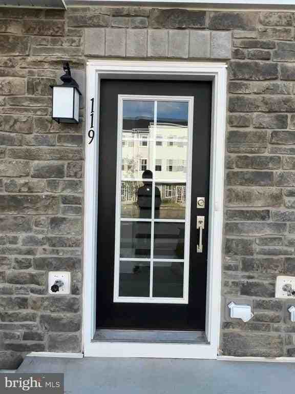 119 Stoutsburg Blvd - Photo 2 of 22