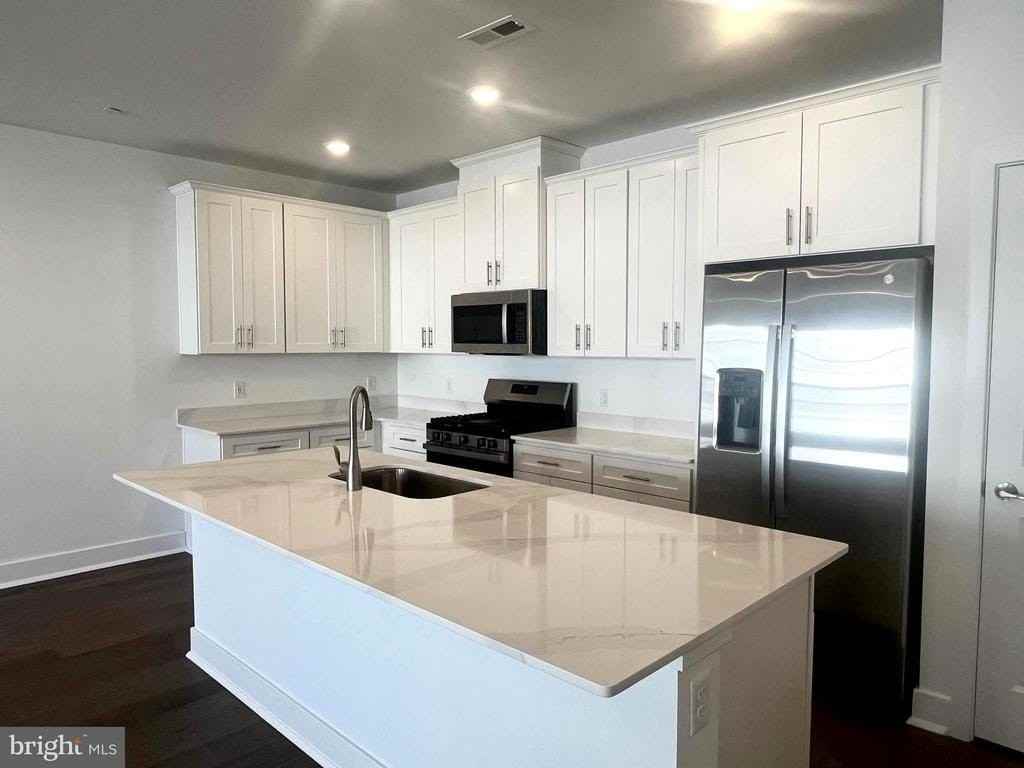 119 Stoutsburg Blvd - Photo 4 of 22