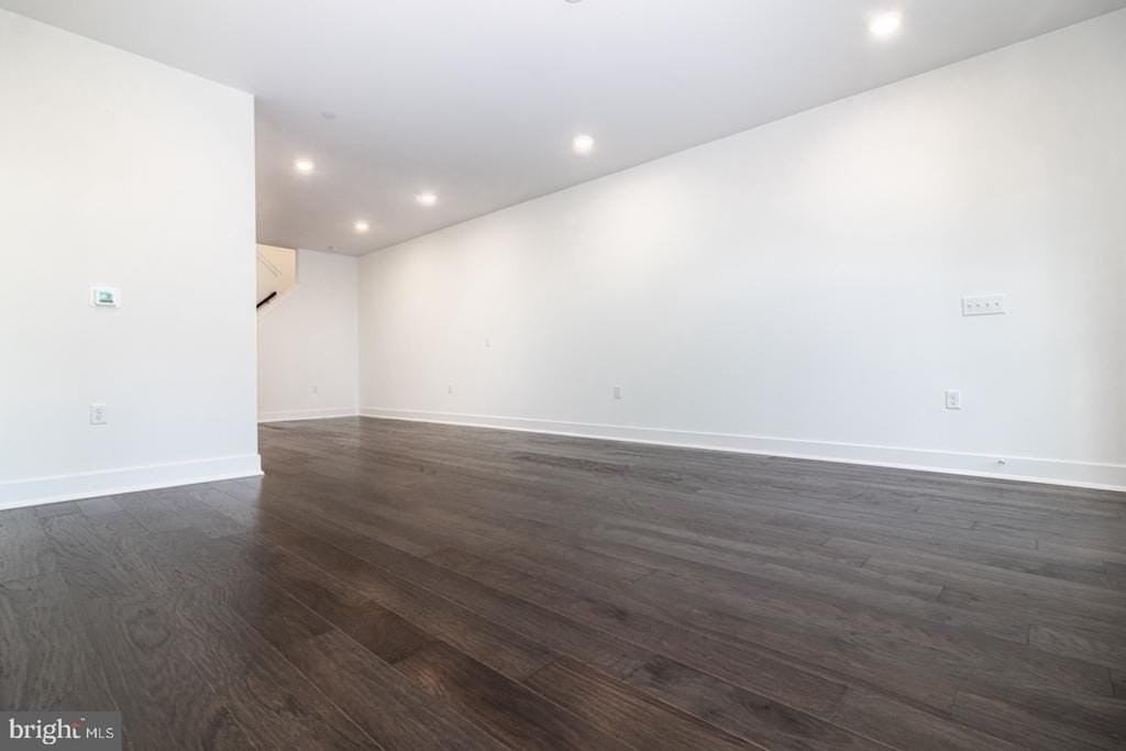 215 Lewis Fisher Dr - Photo 5 of 50