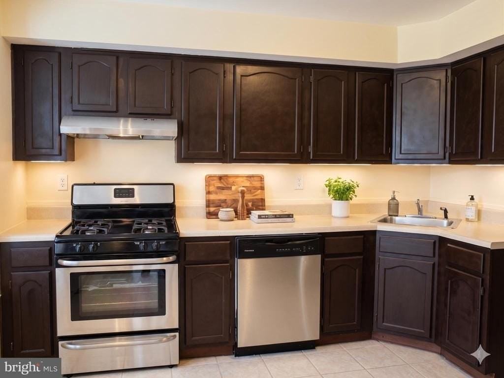 101 Claridge Ct #11 - Photo 6 of 15
