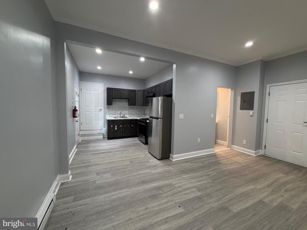 345 Woodland St - Photo 3 of 8