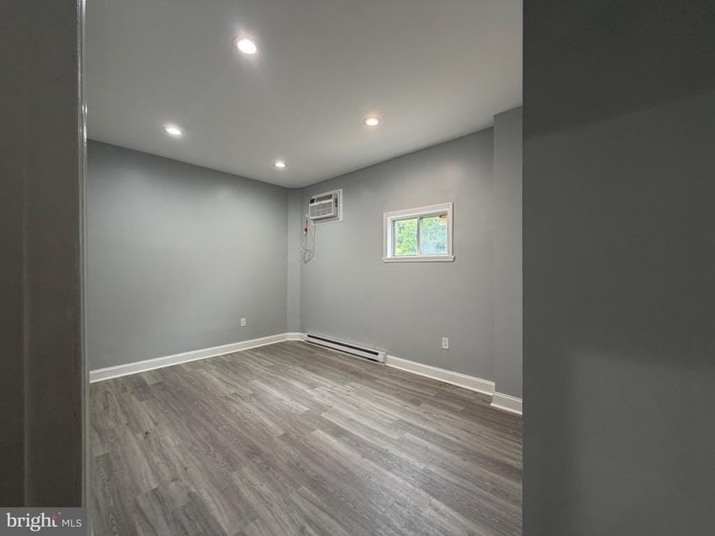 345 Woodland St - Photo 6 of 8