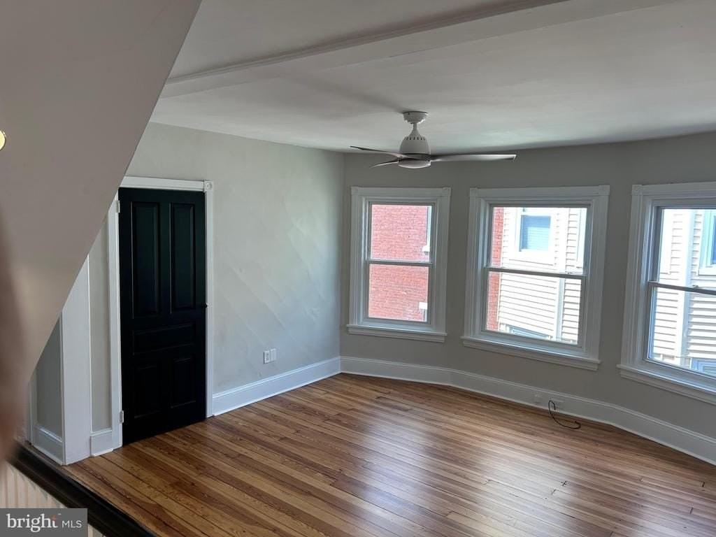 217 N Adams St - Photo 4 of 23