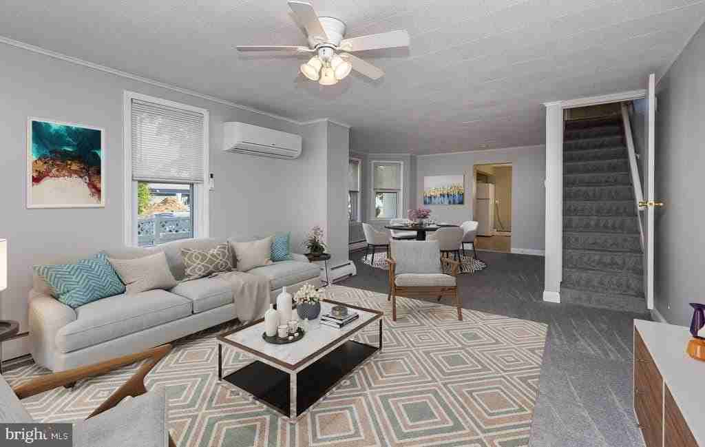 334 E Conestoga Rd - Photo 3 of 38