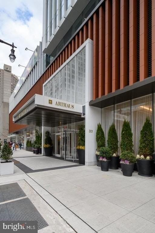 301 S Broad St #4001