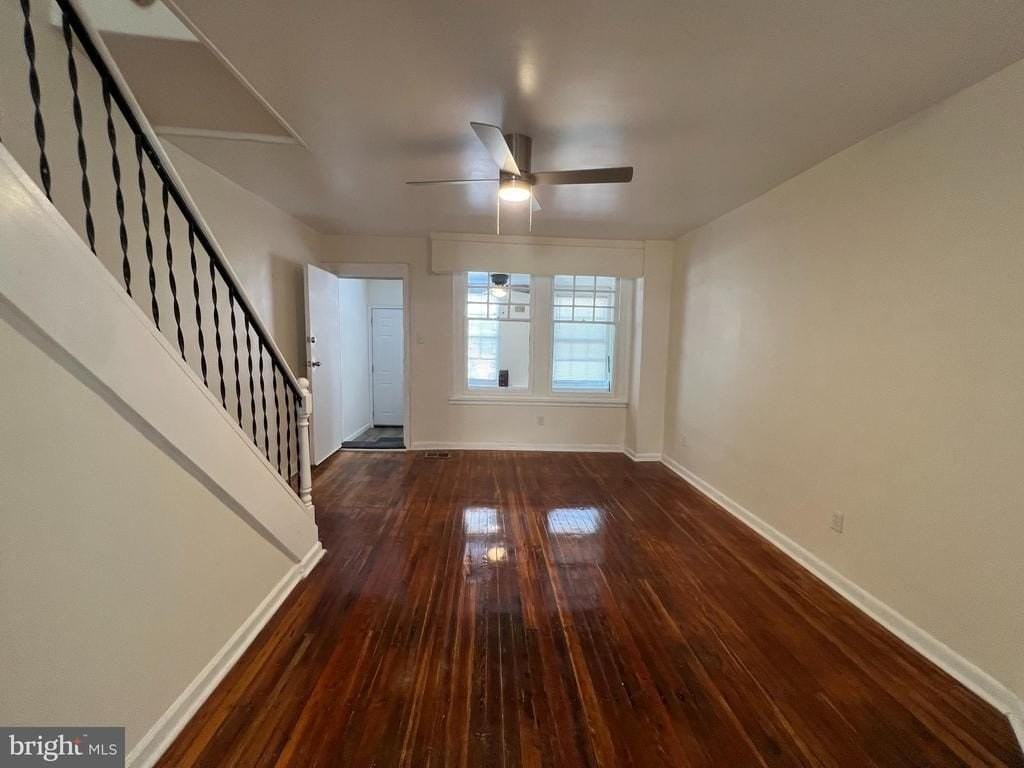 254 W Sheldon St - Photo 4 of 23