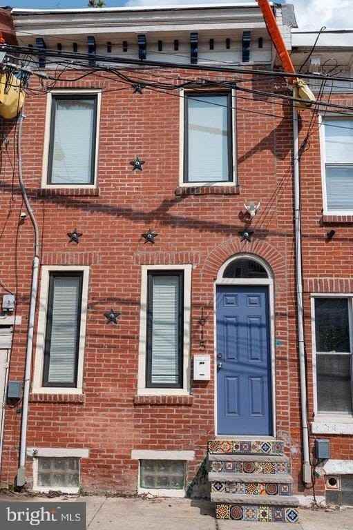 1915 N Darien St - Photo 2 of 17