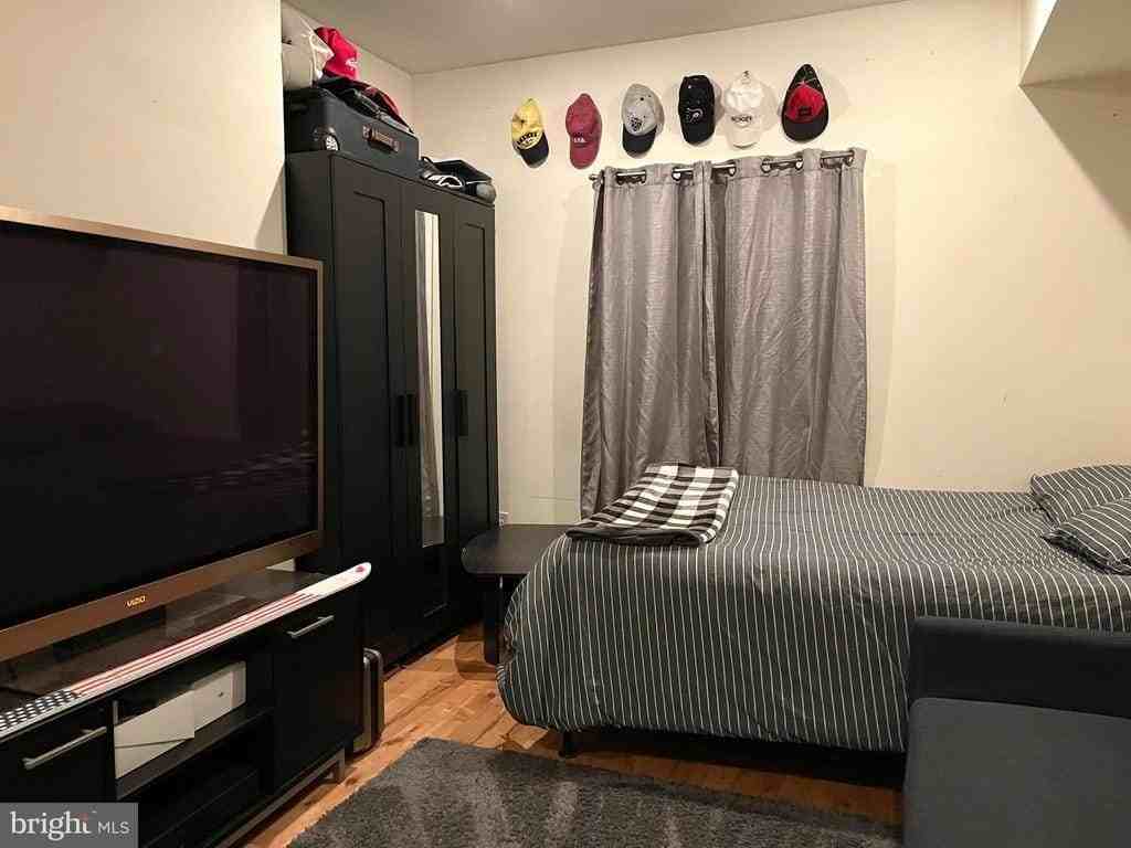 3212 Winter St #1 - Photo 6 of 16