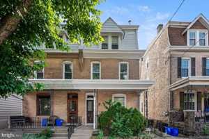 featured image of 3740 Manayunk Ave