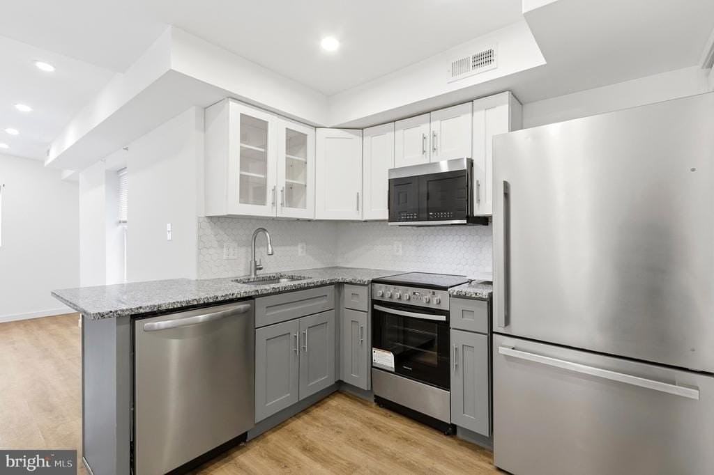 2148 N Franklin St #2 - Photo 2 of 18