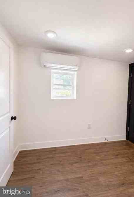 1240 W Allegheny Ave #1 - Photo 4 of 9