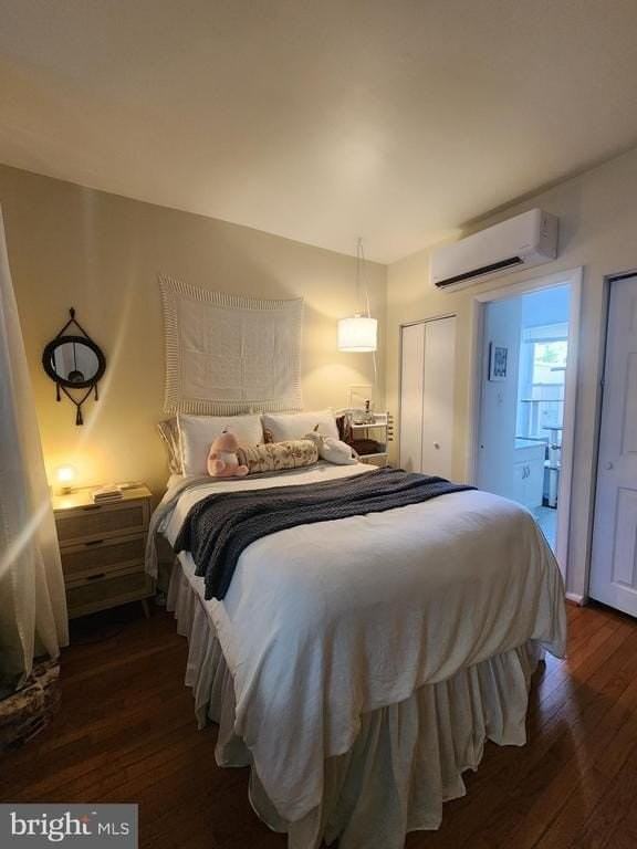 2018 Bainbridge St - Photo 3 of 6