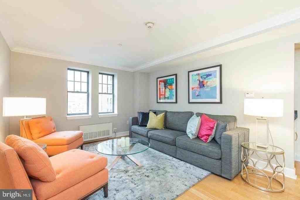 1701 Locust St Ph 15 #1815 - Photo 3 of 18