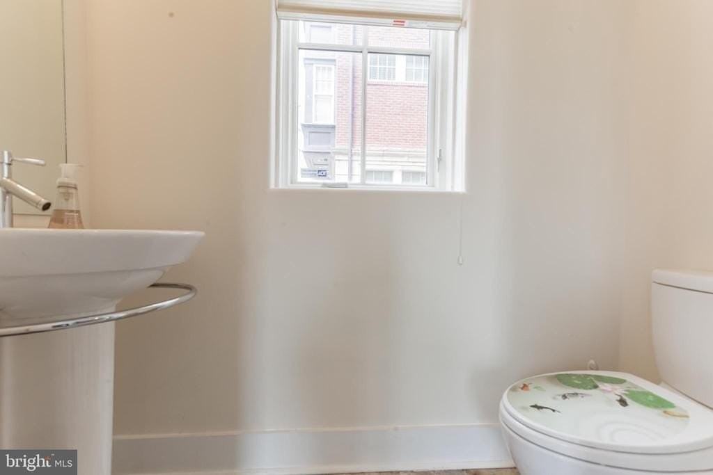 133 Salter St - Photo 5 of 27