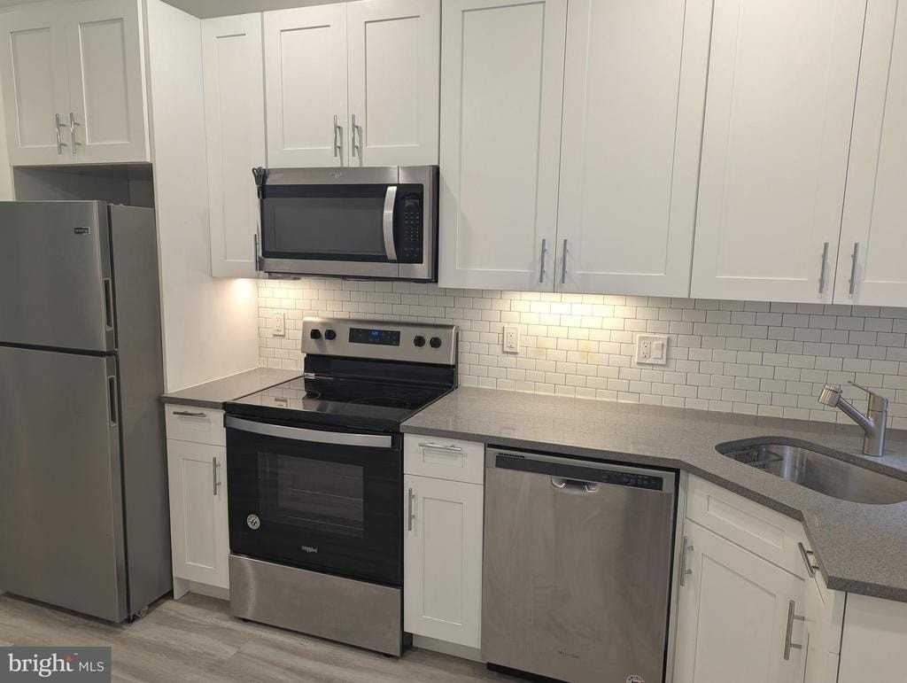 1524 Ridge Ave #2