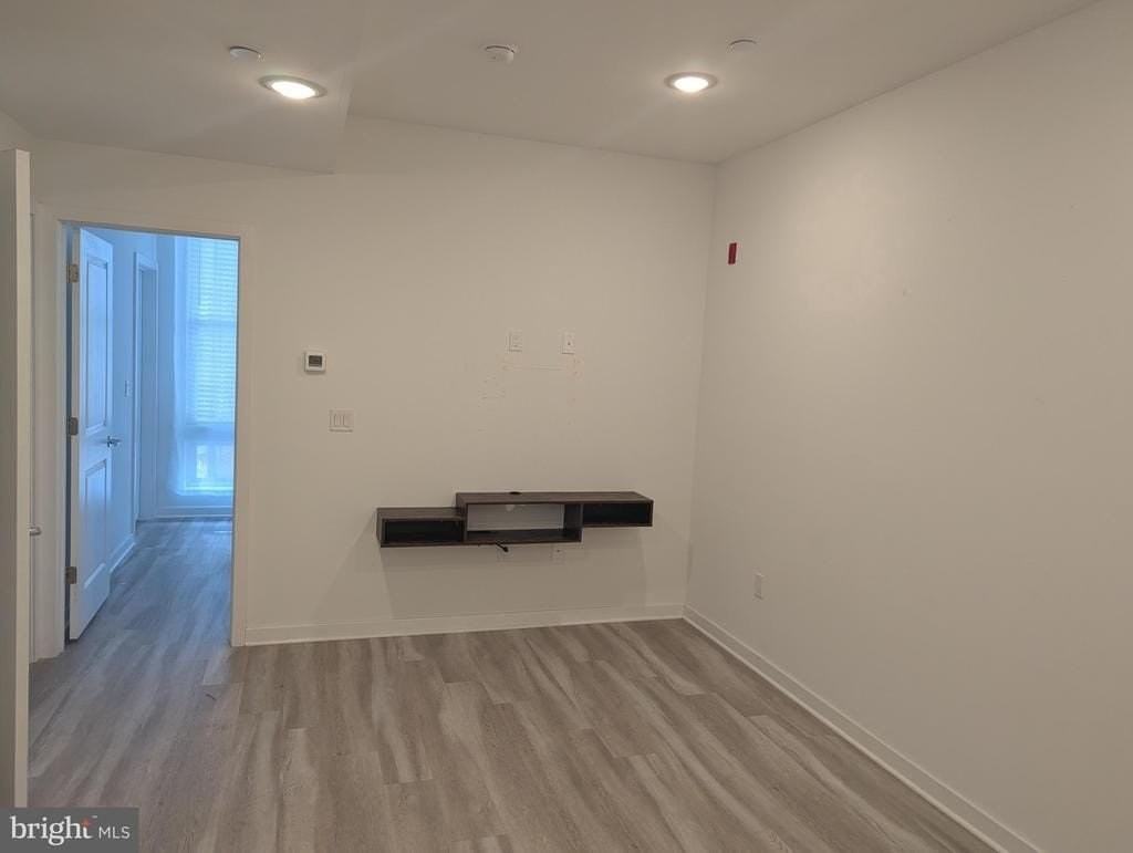 1524 Ridge Ave #2 - Photo 4 of 17