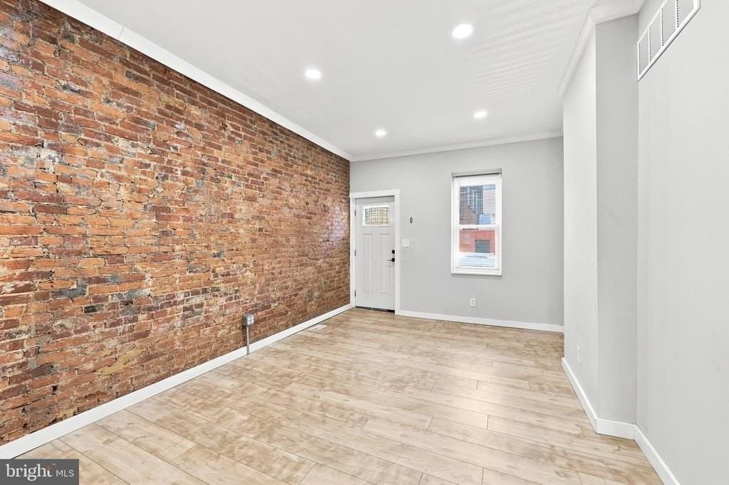 2307 N Mascher St - Photo 5 of 22
