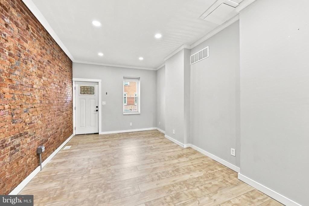2307 N Mascher St - Photo 6 of 22