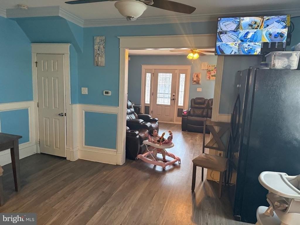 345 Stevens St - Photo 5 of 21