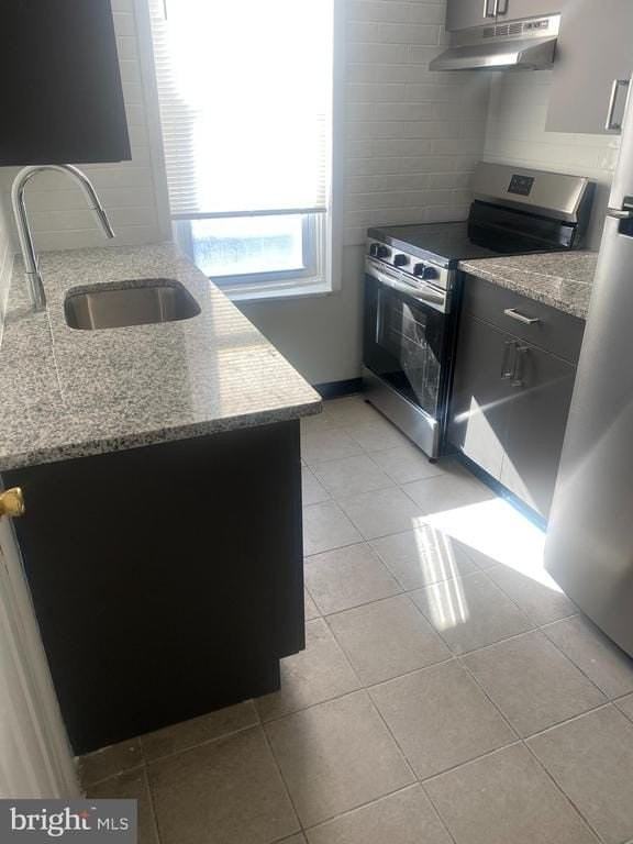1142 S 11th St - Photo 2 of 19