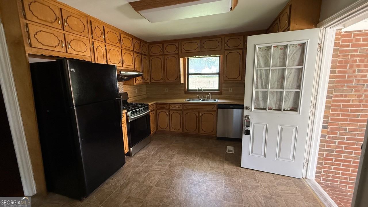 12 Georgia Ave - Photo 3 of 15
