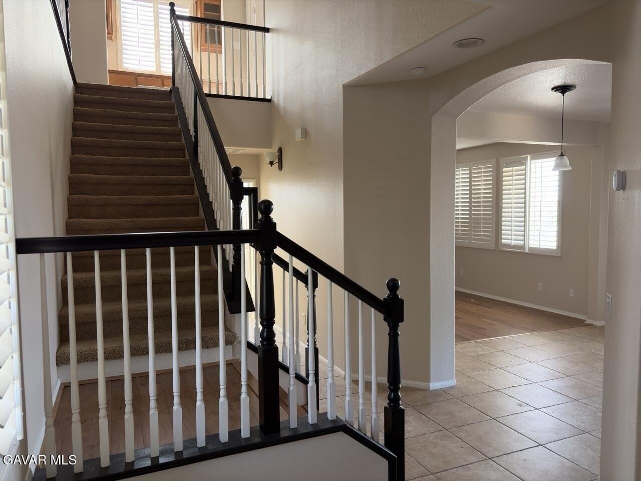 2841 Hornbeam Rd - Photo 4 of 19