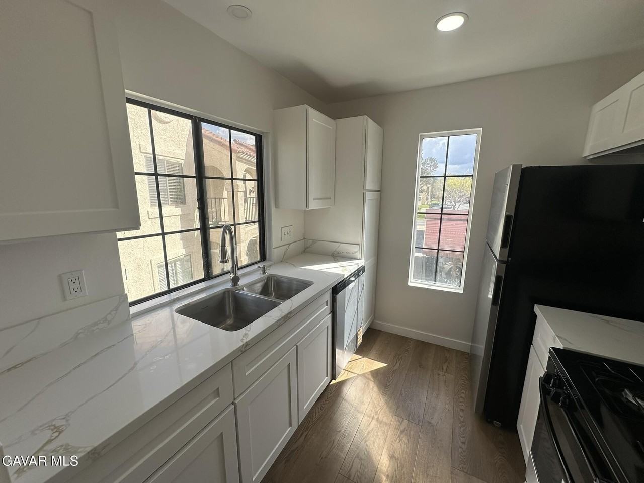 2554 Olive Dr #34 - Photo 7 of 26