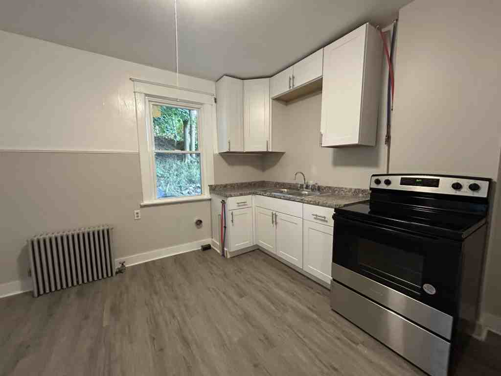 10 Scammell Ave #2 - Photo 4 of 10