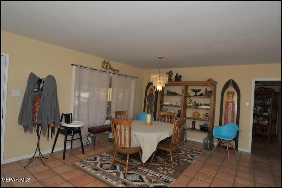 4233 Hampshire Ln - Photo 7 of 32